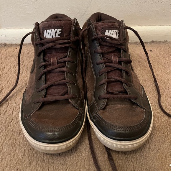 Nike shoes men’s Sizes 9.5 - Picture 2 of 6